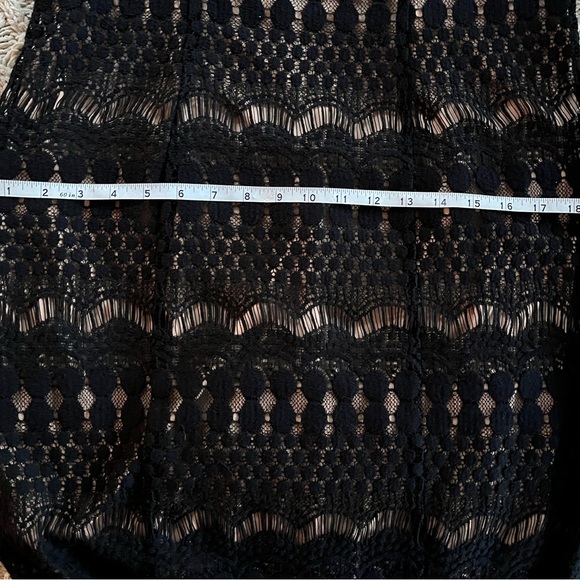 White House Black Market Black Midi Lace Sheath Dress Size 10 12 - Picture 14 of 16